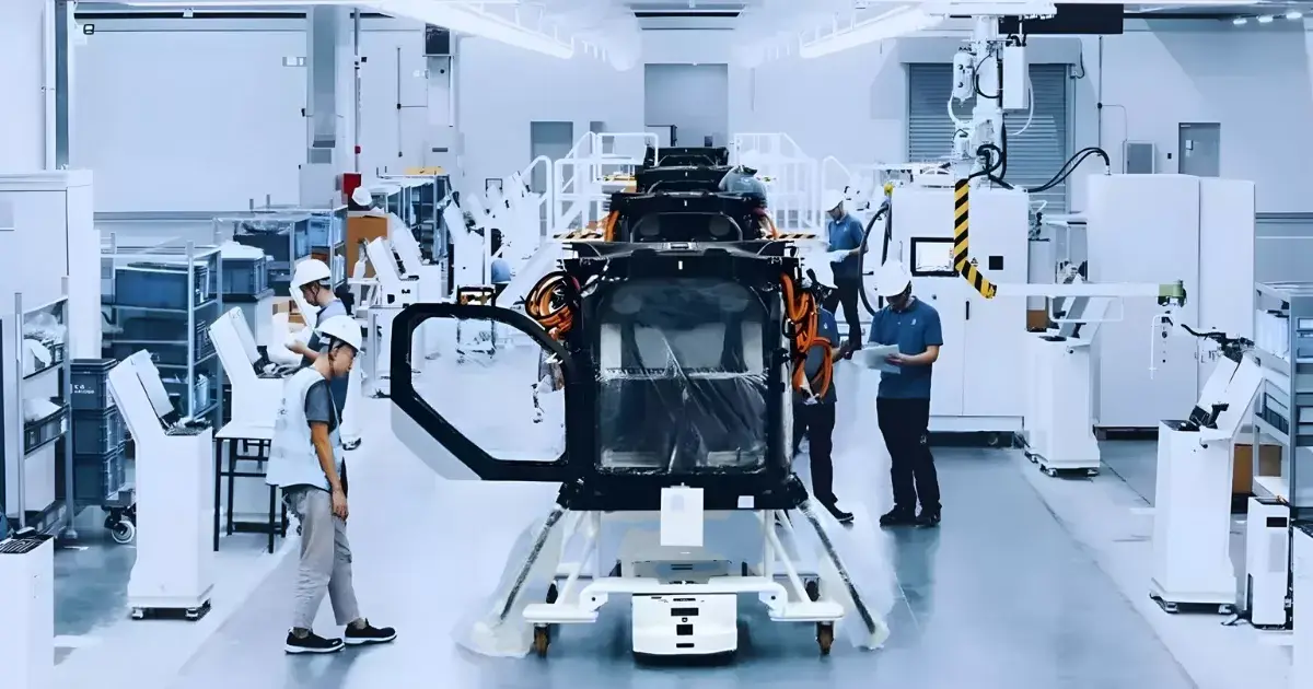 Xpeng inaugura linha de produção do primeiro carro voador modular do mundo