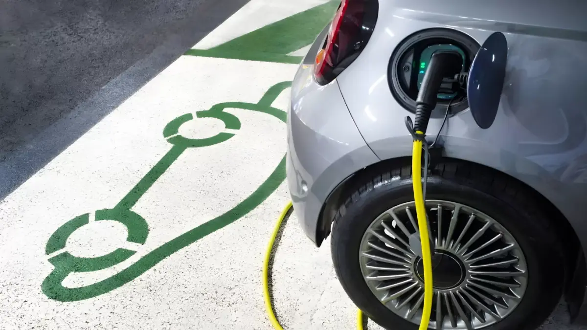 Guia Completo de IPVA e Benefícios para Carros Elétricos e Híbridos em 2026