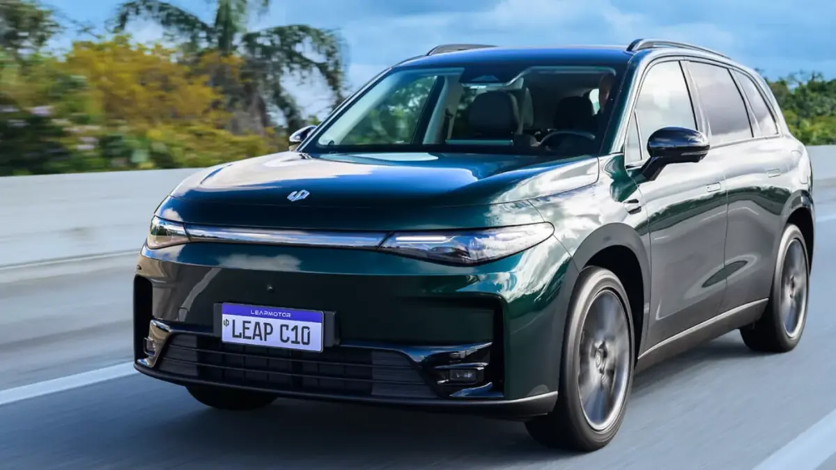 Leapmotor C10 chega ao Brasil: SUV elétrico e híbrido da Stellantis parte de R$ 189.990