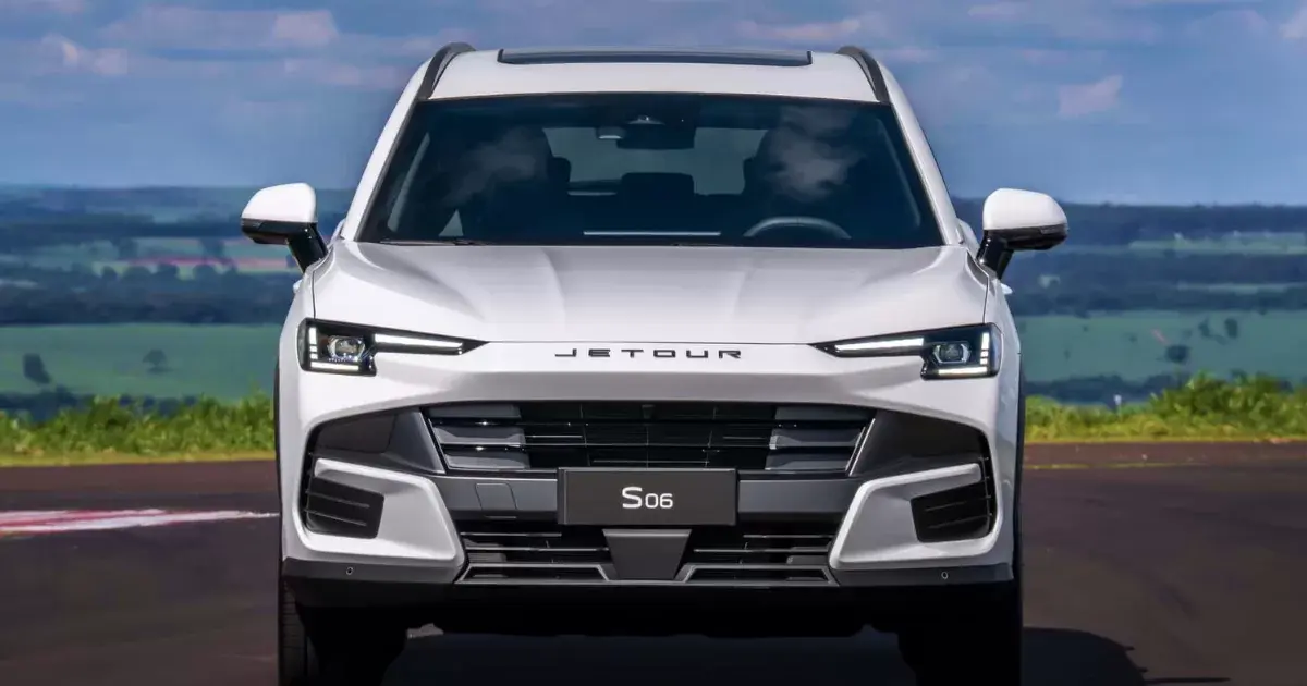 Jetour chega ao Brasil com três SUVs híbridos plug-in e preços a partir de R$ 199 mil