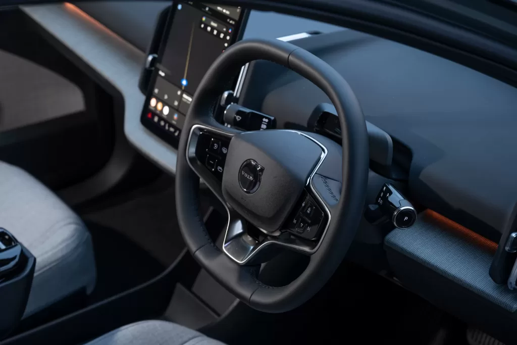 Volvo EX30