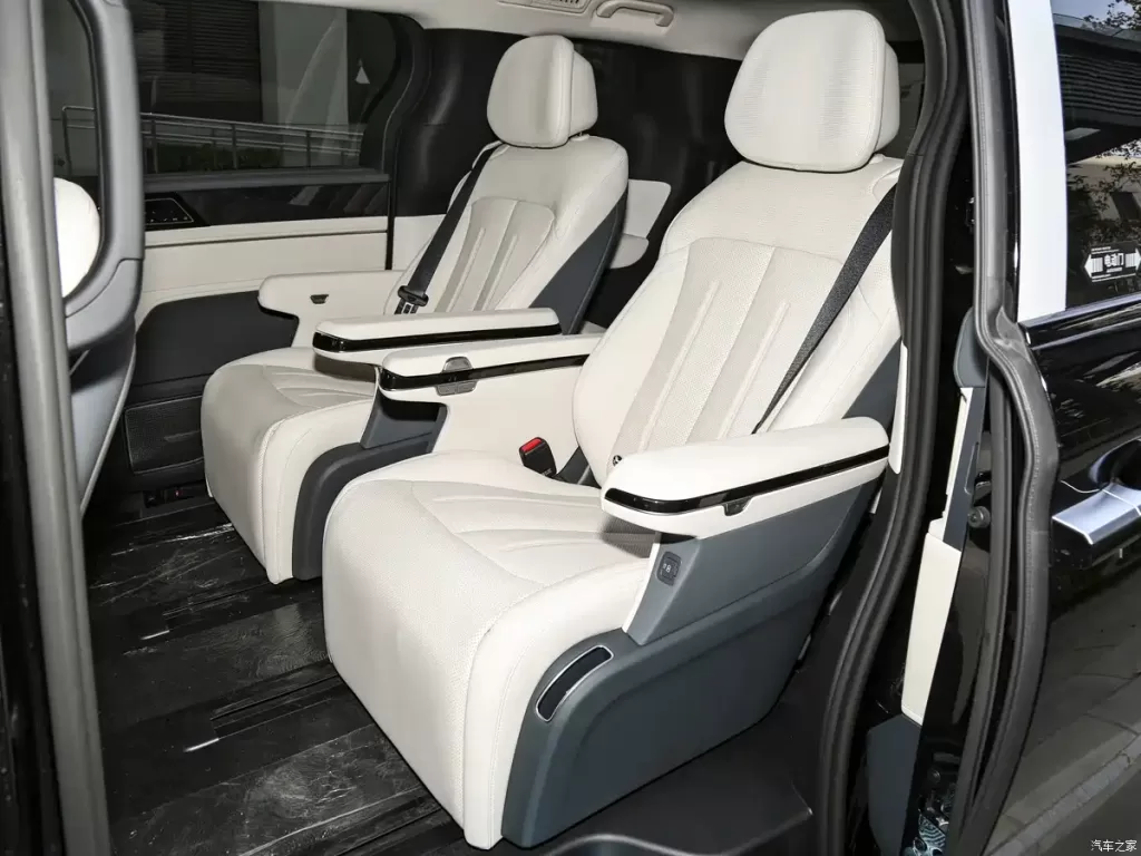 BYD M9 2026